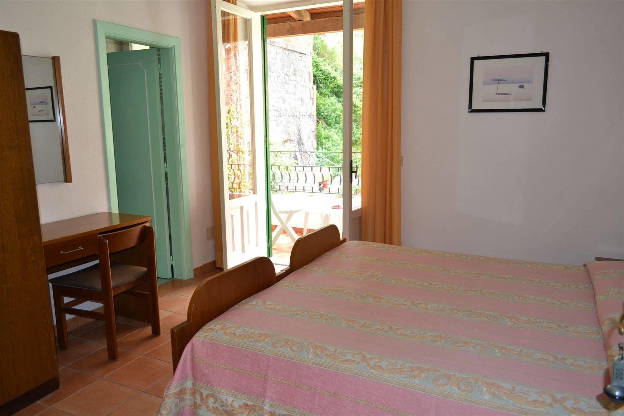 Hotel Villa Bina Sant'Angelo  Extérieur photo